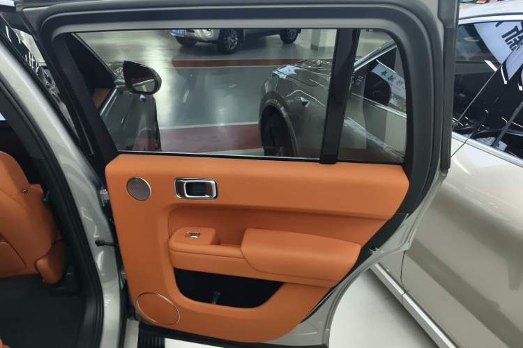 Used Li Auto L9 2022 Max model
