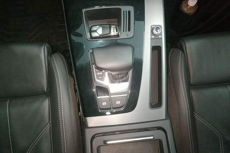 Used Audi Q5L 2022 45T Luxury Dynamic Model
