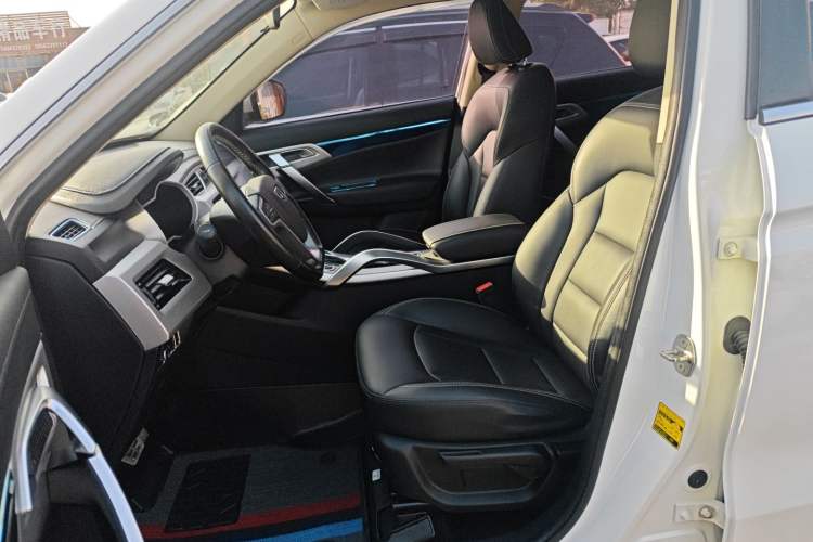 Used Geely Auto Emgrand X7 Sport 2016 1.8TD Automatic ZhiShang Model
