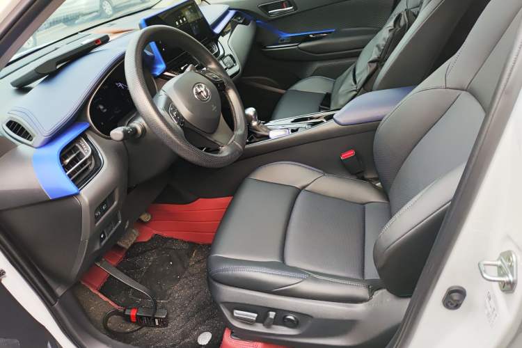 Used Toyota C-HR 2023 2.0L Luxury Edition
