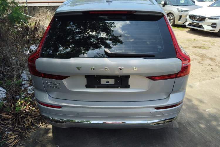 Used Volvo XC60 2024 B5 4x4 Smart Luxury Edition
