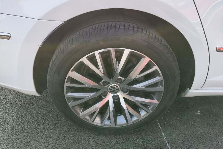 Used Volkswagen FAW-Volkswagen CC 2016 1.8TSI Luxury Model
