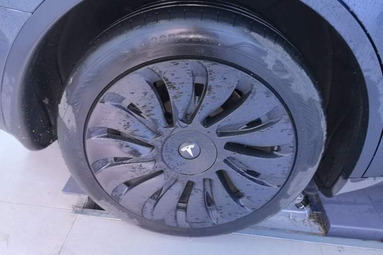 Used Tesla Model Y 2024 Rear-Wheel-Drive Version