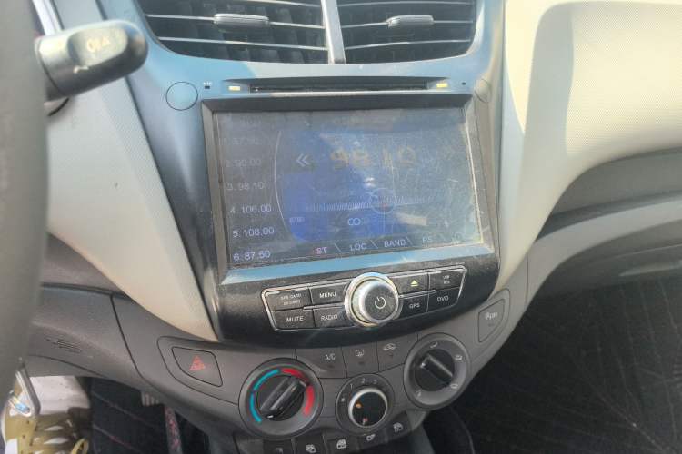 Used Chevrolet Sail 2015 Sail 3 1.5L Manual with Ideal Sunroof Edition