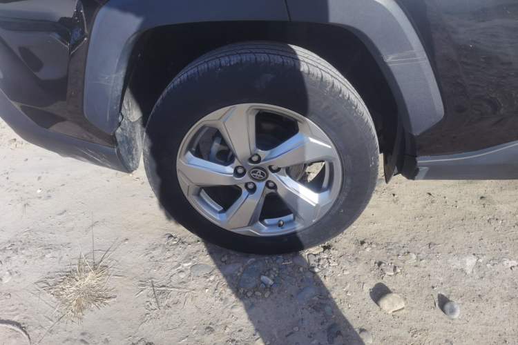 Used Toyota RAV4 2021 2.0L CVT Two-Wheel Drive Fashion Edition
