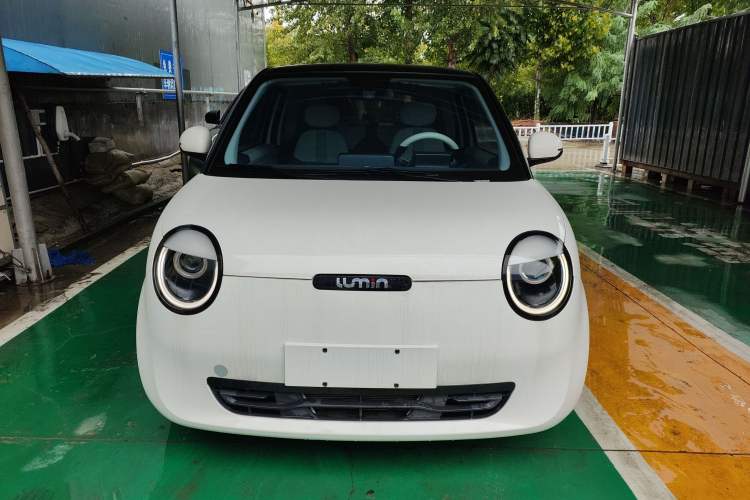 Used  Lumin 2022 301km Honey-Sweet Version
