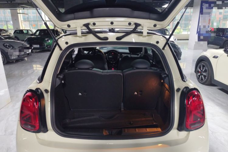 Used  MINI 2023 1.5T COOPER Artist
