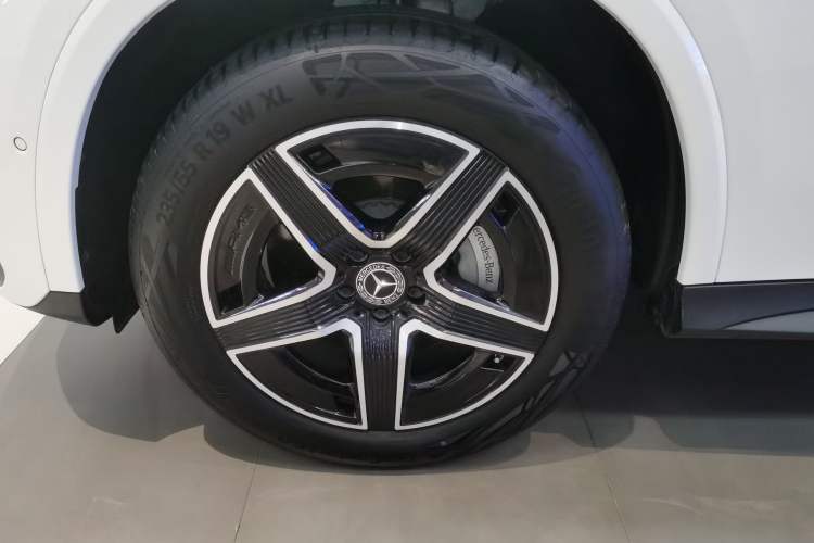 Used Mercedes-Benz GLC Coupe 2024 GLC 260 4MATIC Coupe SUV
