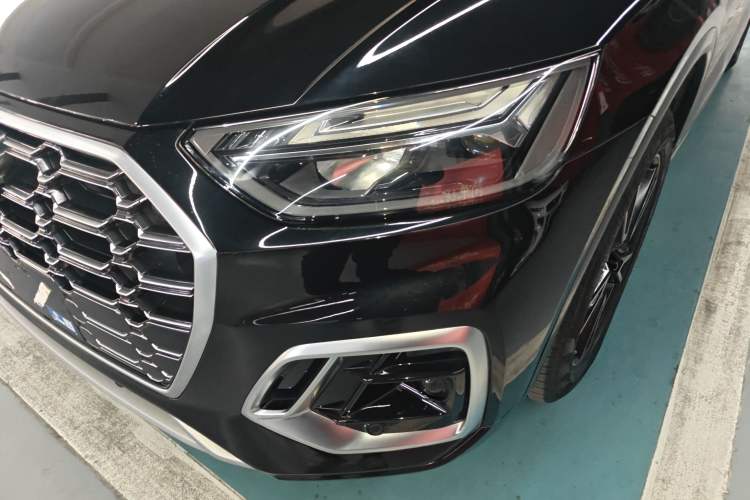 Used Audi Q5L 2021 40 TFSI Fashion Dynamic Model
