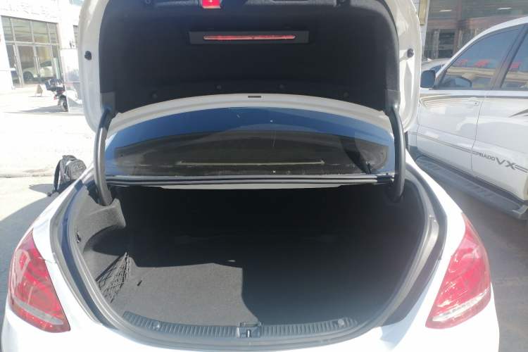 Used Mercedes-Benz C-Class 2017 Restyled C 180 L Fashion Edition Sport Version