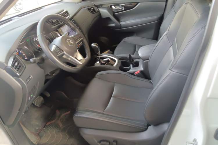 Used Nissan X-Trail 2023 Classic 2.0L Two-Wheel Drive Smart Connect & Comfort Edition
