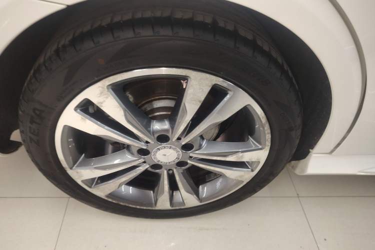 Used Mercedes-Benz E-Class 2015 Facelift E 200 L Sport Edition
