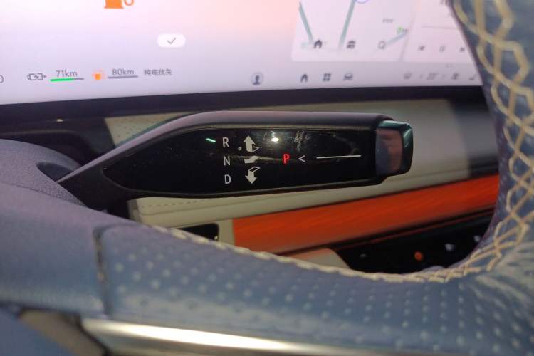 Used Buick GL8 New Energy 2024 Lu Zun Luxury Edition 6-Seater
