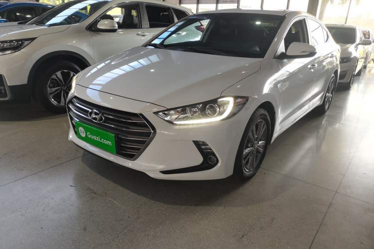 Used Hyundai Elantra 2016 1.4T Dual-Clutch Xuan Dong · Dynamic Version
