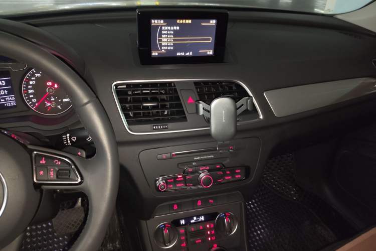 Used Audi Q3 2018 30th Anniversary Edition 30 TFSI Fashion Model