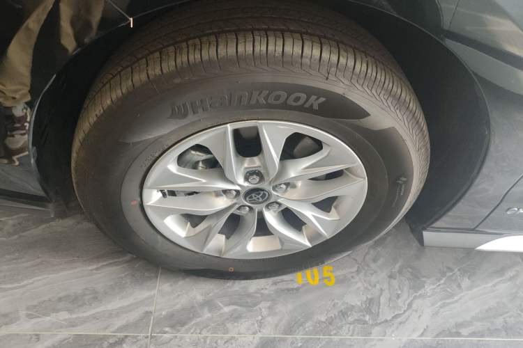 Used Toyota Granvia 2024 2.5L Hybrid Comfort Edition
