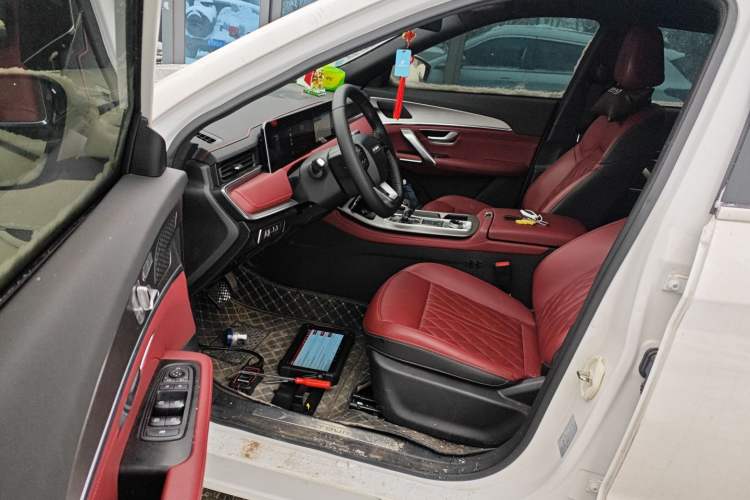 Used JETOUR X70 PLUS 2024 Champion Edition 1.5T DCT Champion MAX 5-Seater