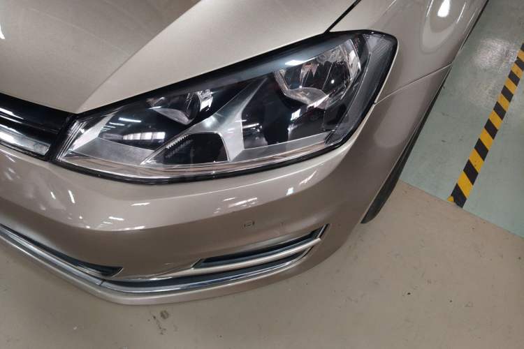 Used Volkswagen Golf 2017 230TSI Automatic Comfort Edition – Celebrating Milestone of One Million Units
