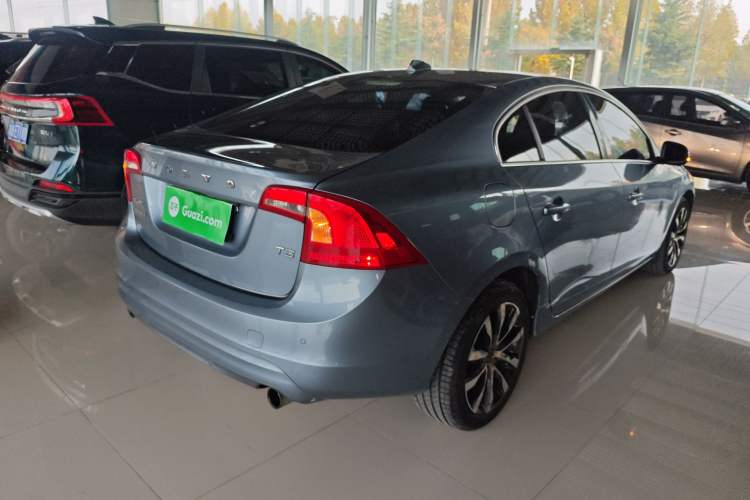 Used Volvo S60 2018 S60L T3 Smart Progress Edition