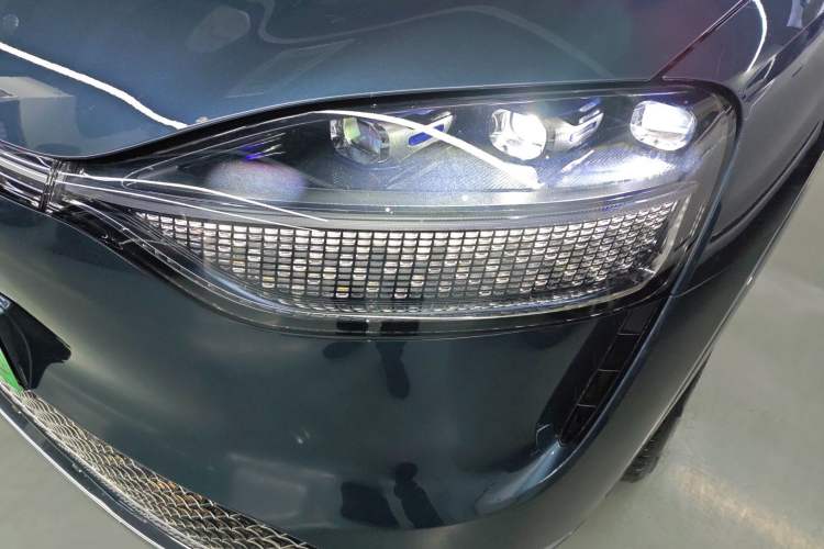 Used Hima AITO M9 2024 All-Electric Ultra Version 100 kWh 5-Seater Model