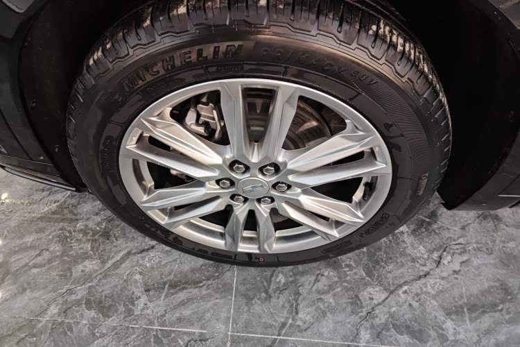 Used Cadillac XT6 2022 2.0T Six-Seater Four-Wheel-Drive Luxury Standard Edition
