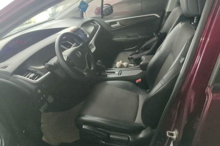 Used Honda Jade 2017 1.8L automatic Comfort version 5 seats