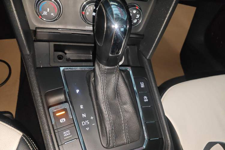 Used Volkswagen Lamando 2018 230TSI DSG Fashion Edition