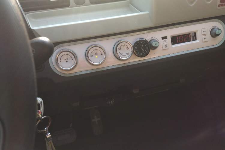 Used Wuling Hongguang MINIEV 2021 Macaron Fashion Model Lithium Iron Phosphate