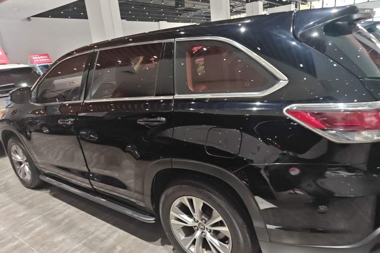 Used Toyota Highlander 2017 2.0T Two-Wheel Drive Elite Edition 5 Seats