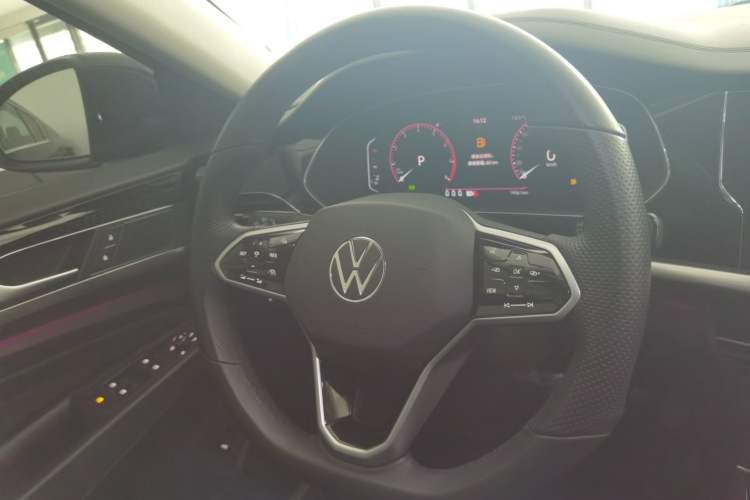 Used Volkswagen Passat 2023 Restyled 330TSI Starry Luxury Edition
