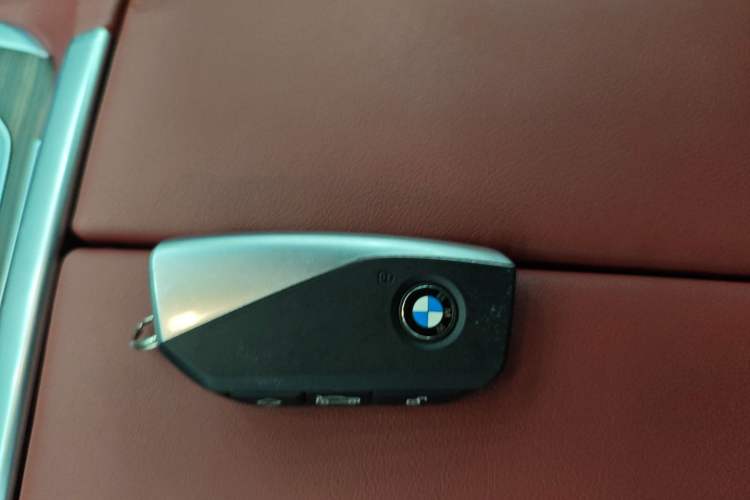 Used BMW X5 2023 xDrive 40Li M Sport Night Edition Package
