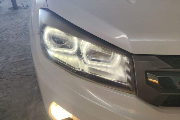 Used Changan CS75 2016 1.8T Automatic Prestige Model China V Standard
