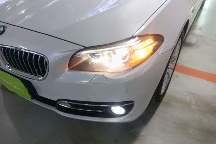 Used BMW 5 Series 2014 525Li Luxury Design Package
