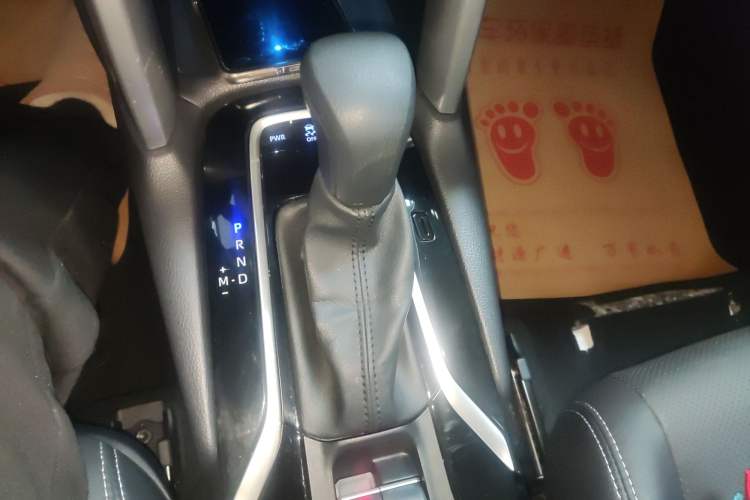 Used Toyota FRONTLANDER 2022 2.0L CVT Luxury PLUS Edition
