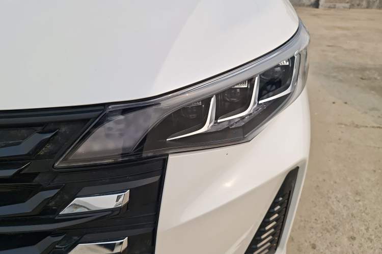 Used GAC Trumpchi M6 2023 PRO 270T DCT Luxury Edition