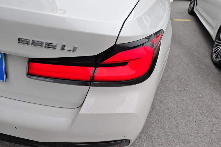 Used BMW 5 Series 2022 Second Facelift 525Li M Sport Package