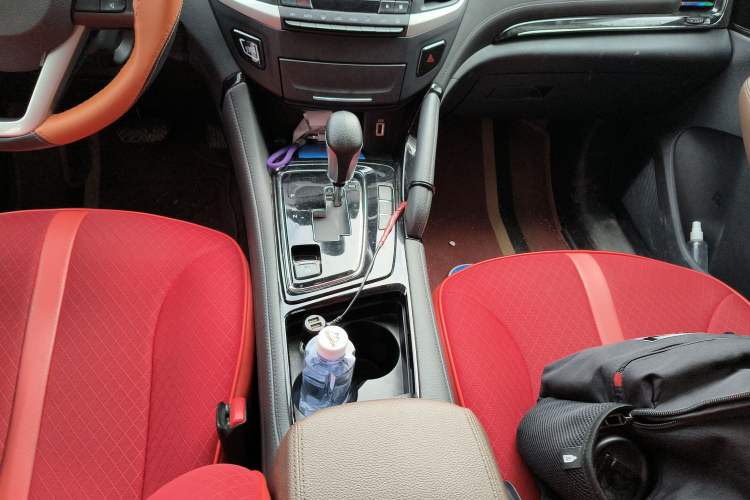 Used Dongfeng Aeolus AX7 2018 Classic 1.6T Automatic Luxury Model