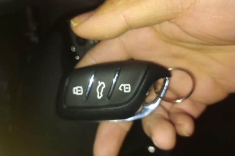 Used Roewe i5 2023 1.5L CVT Luxury Edition
