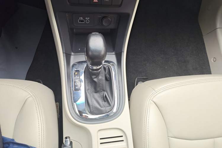 Used Roewe 360 2015 1.5L Automatic Luxury Edition
