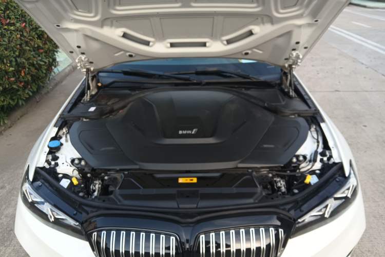 Used BMW i3 2024 eDrive 40 L Midnight Edition