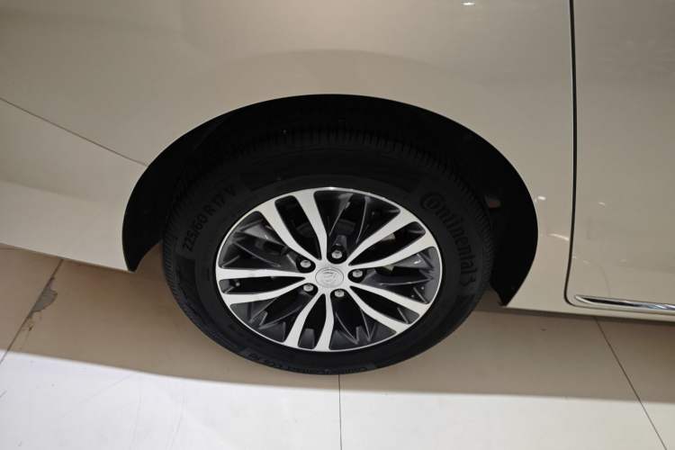Used Buick GL8 2023 ES Lu Zun Comfort Model
