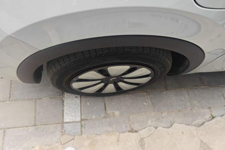 Used Wuling Bingo 2023 410 km Lingxi Deluxe Edition
