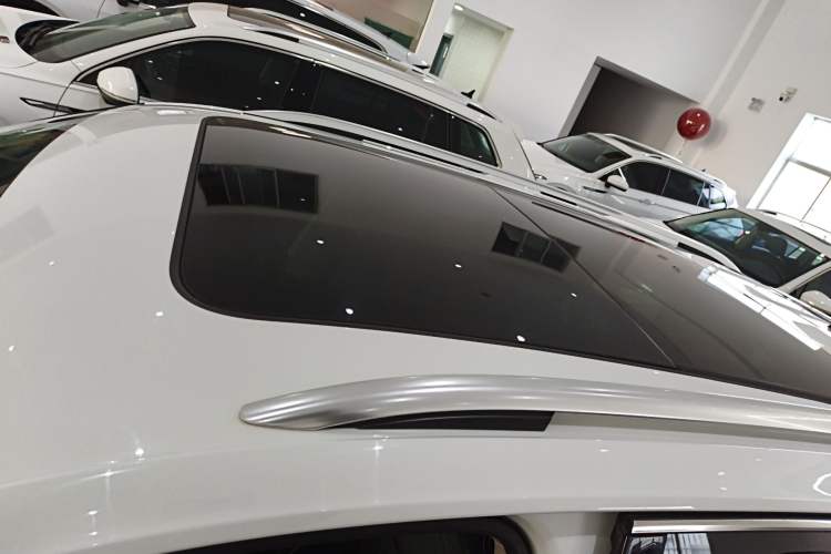 Used Volkswagen Tiguan L 2024 300TSI Automatic Two-Wheel Drive Smart Edition