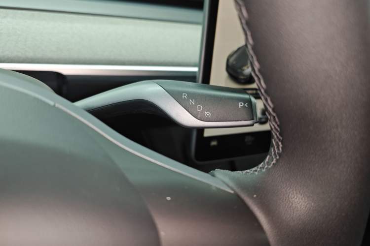 Used Tesla Model Y 2024 Rear-Wheel-Drive Version