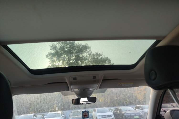 Used Volkswagen Tayron 2023 300TSI Two-Wheel-Drive Luxury Plus Advanced Edition
