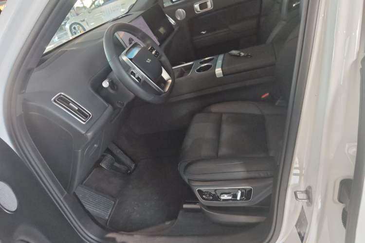 Used Li Auto L7 2023 Air model
