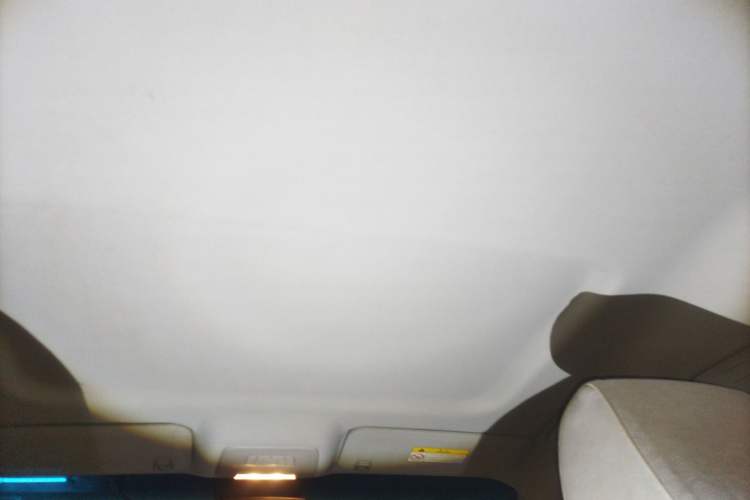 Used Buick GL8 2022 Land Cruiser Executive Class 652T Comfort Model
