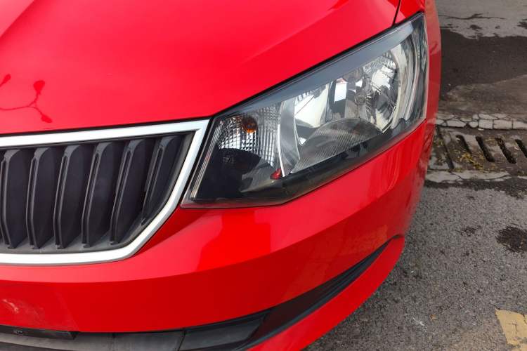 Used Skoda Fabia 2017 1.4L Manual Enjoy Edition
