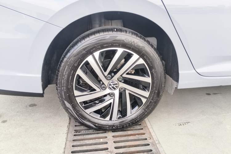 Used Volkswagen Lavida 2023 300TSI DSG Starry Full-Comfort Edition