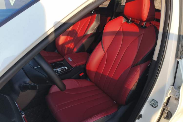 Used Changan CS75 PLUS 2021 1.5T Automatic Luxury Version
